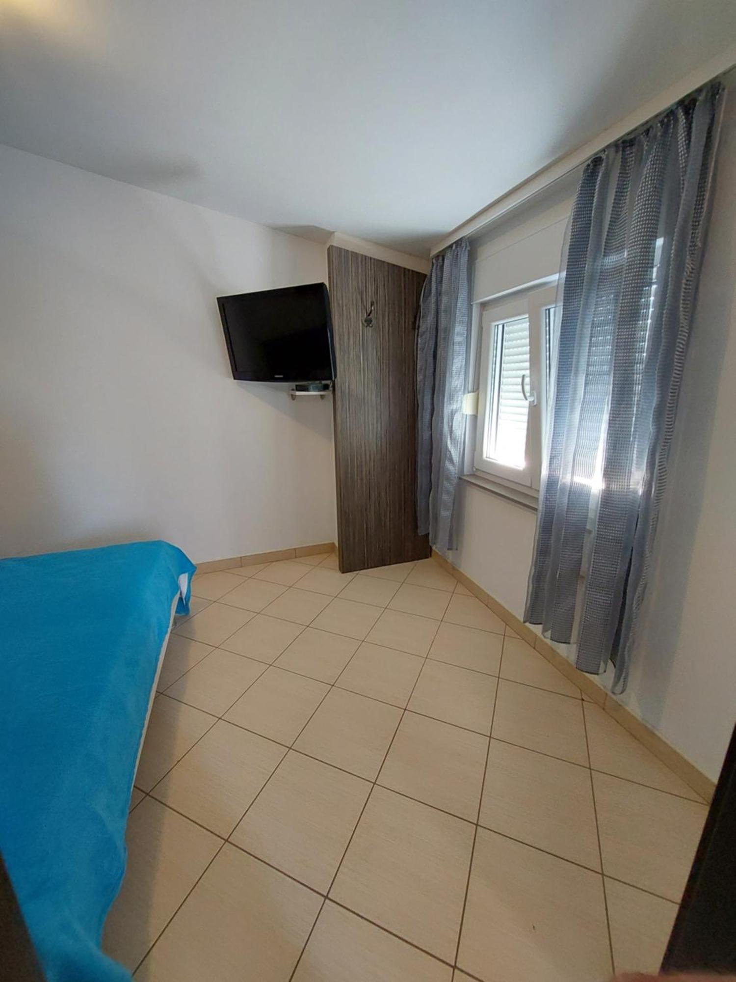 Holiday Baška Voda Quarto foto